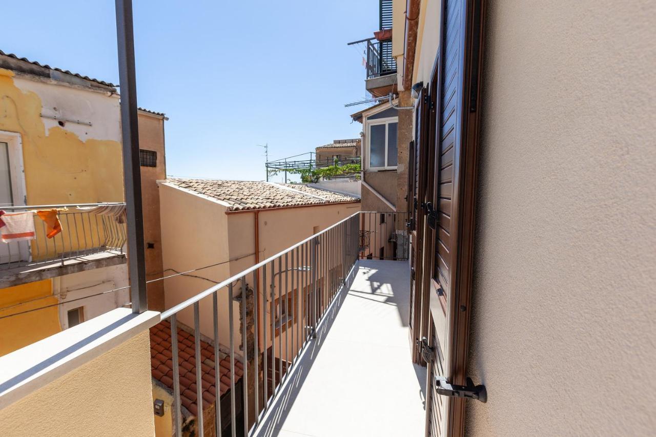 Zeus Atabyrios - Locazione Turistica Apartment Agrigento Exterior foto